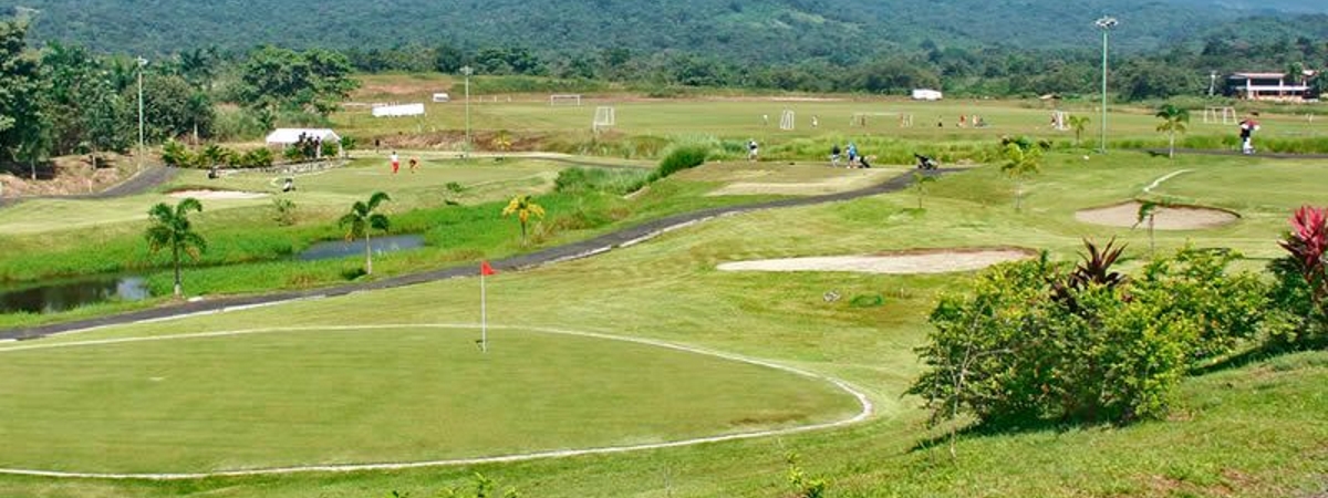 Hacienda Country Club - Golf in Panama City, Bermuda