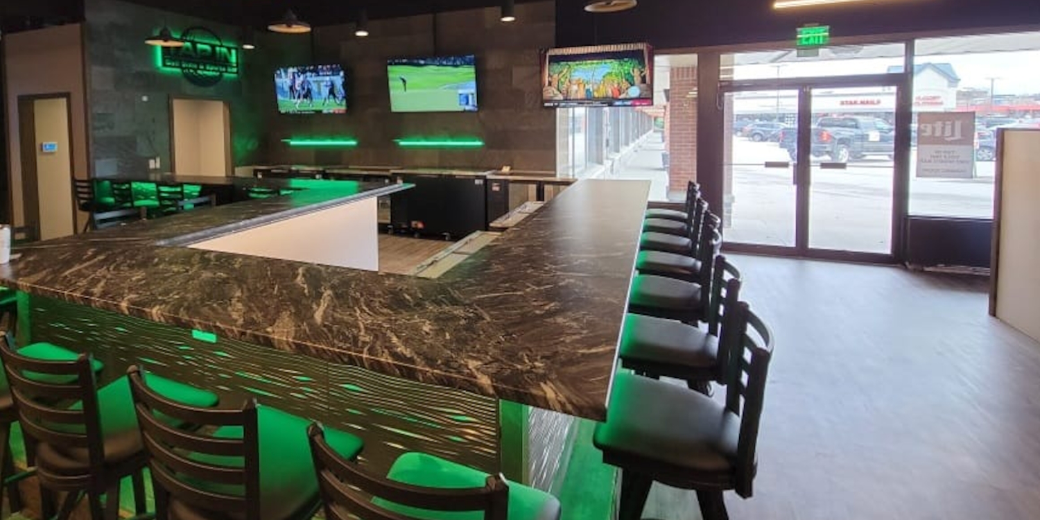 Tap In Golf Sims and Sports Bar Waukesha 