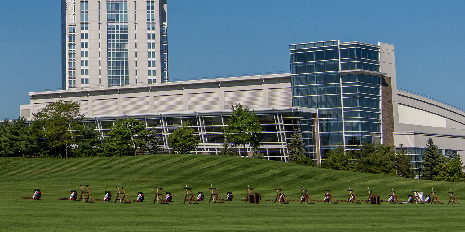 Kaluhyat at Turning Stone Resort Casino golf lessons